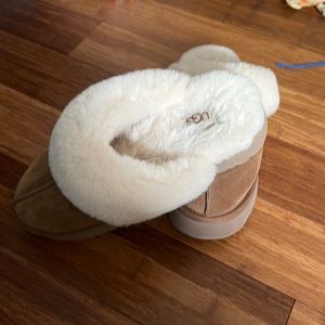 Brand New Ugg Platform slippers